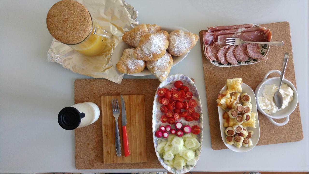 Vistazzurra Bed & Breakfast 3*